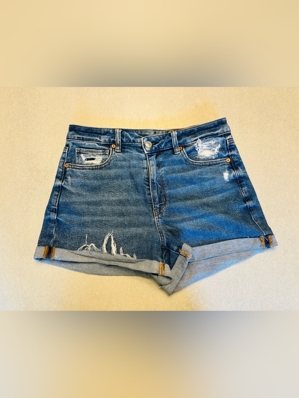 American Eagle Mom Short